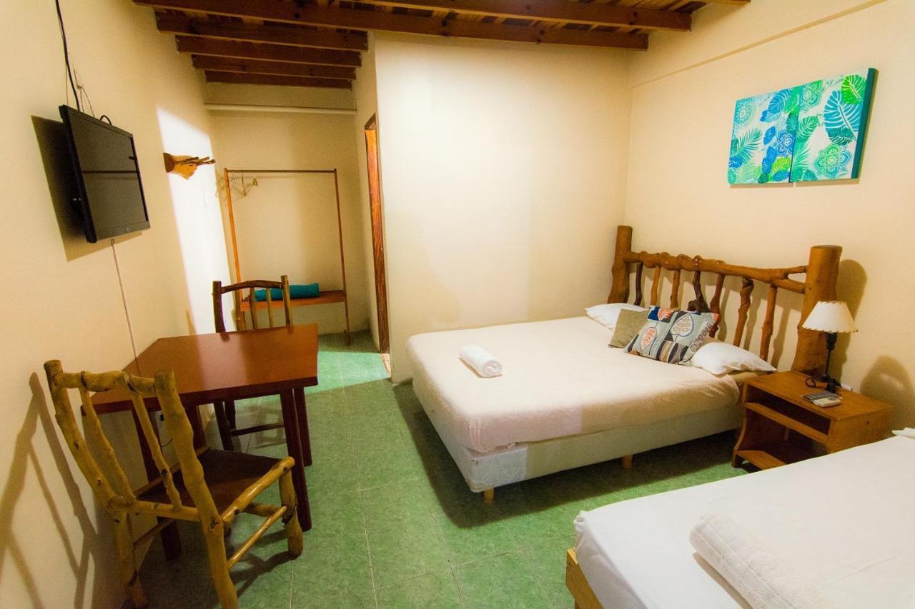 Posada Los Tajibos Puerto Iguazú Buitenkant foto